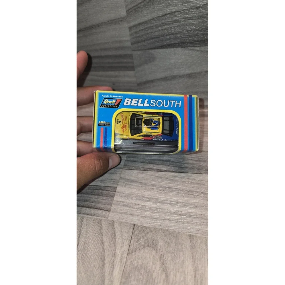 Joe Nemechek #42 BellSouth / Yellow Pages 98 Chevrolet MC Revell Diecast Nascar